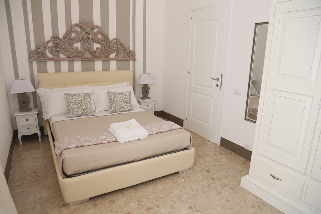 Dimi House Bed & Breakfast Lecce Eksteriør bilde